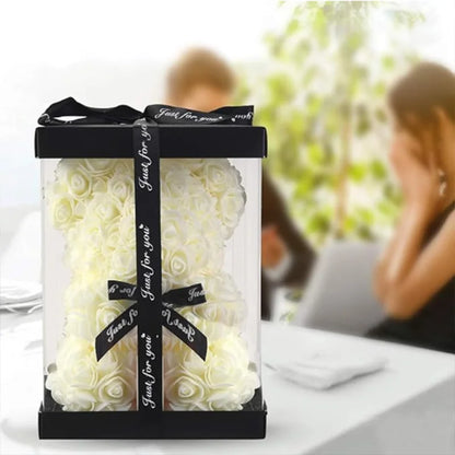 25 cm miś z czerwonych róż w pudełku – romantyczny prezent na Walentynki, rocznicę lub wesele