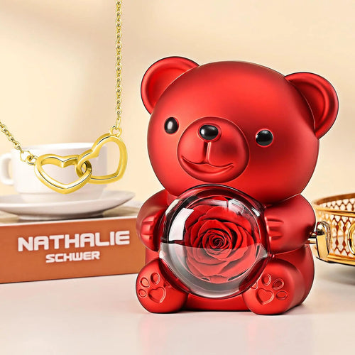 Miś z wieczną różą i personalizowanym naszyjnikiem – prezent na Walentynki